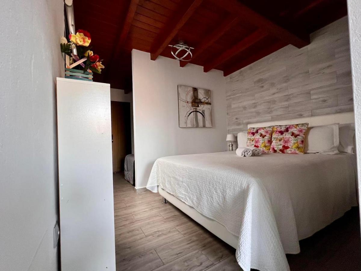 Estudio Agradable, Con Jacuzzi, Terraza Y Barbacoa, Totalmente Independiente Apartman Corralejo Kültér fotó