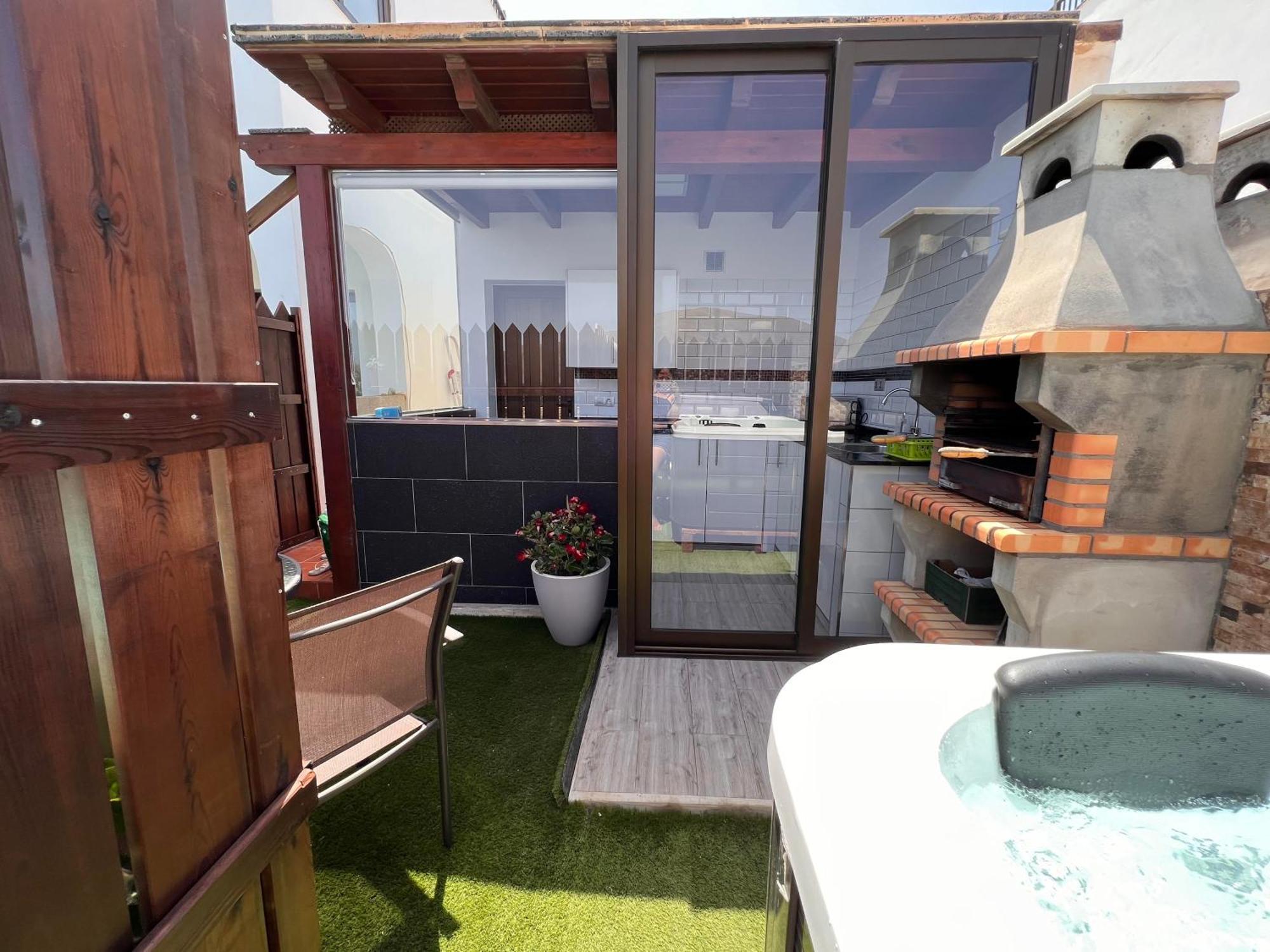 Estudio Agradable, Con Jacuzzi, Terraza Y Barbacoa, Totalmente Independiente Apartman Corralejo Kültér fotó
