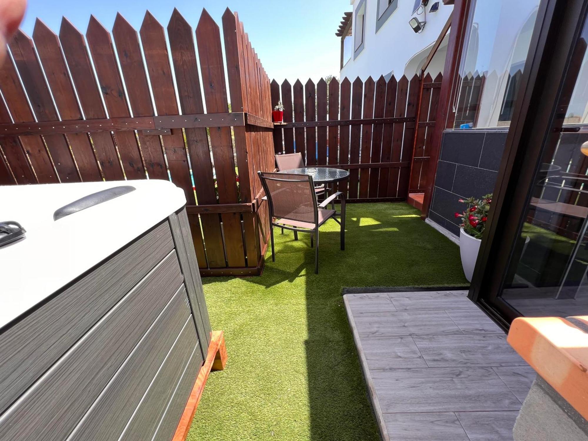 Estudio Agradable, Con Jacuzzi, Terraza Y Barbacoa, Totalmente Independiente Apartman Corralejo Kültér fotó